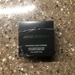 Artist couture Diamond Glow Powder